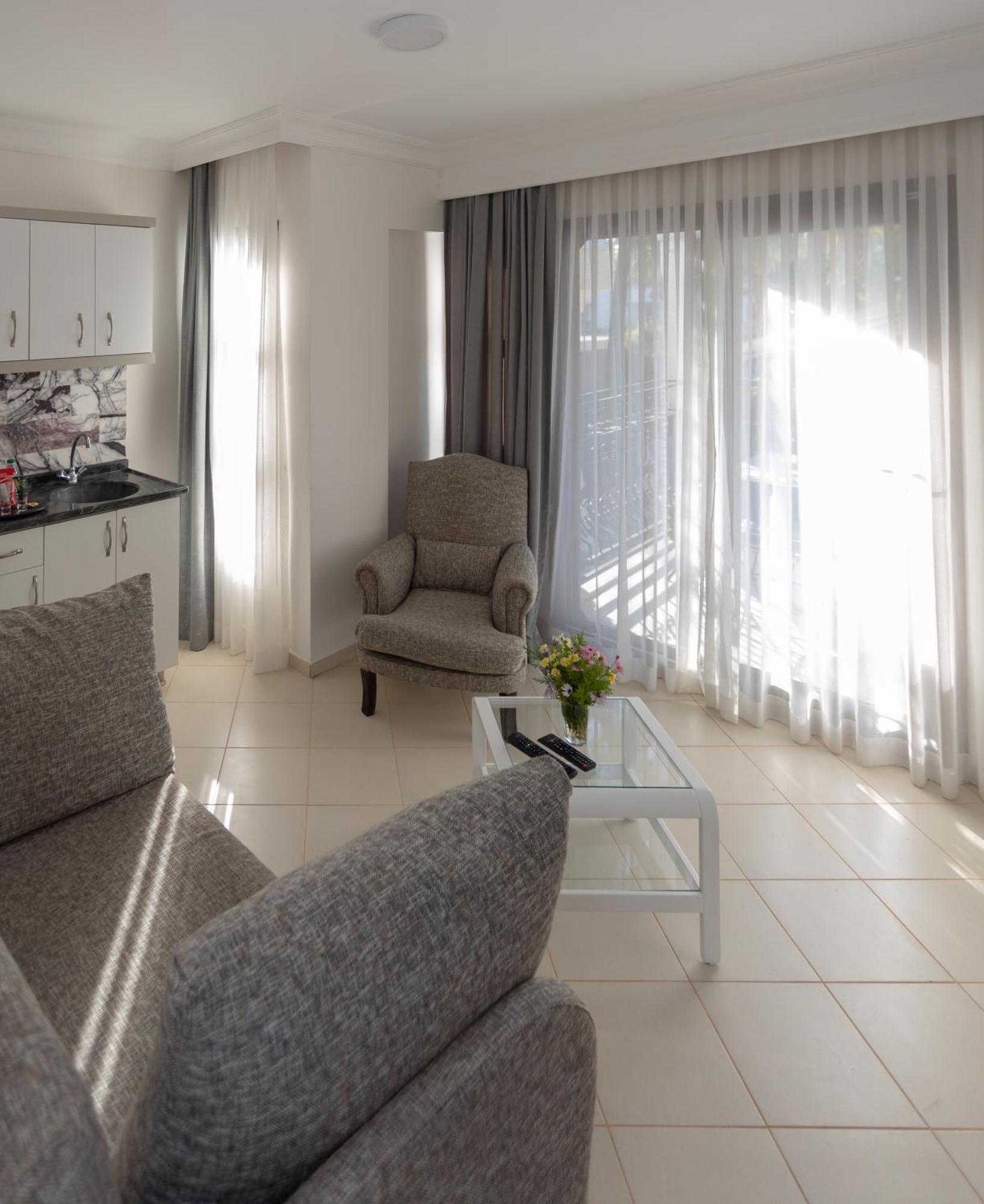 Mitos Apartments Marmaris Buitenkant foto